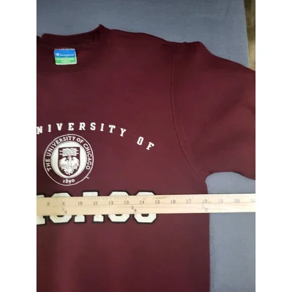 Champion Eco Fleece SZ XS University of Chicago Crewneck Sweatshirt Academia - Picture 6 of 8